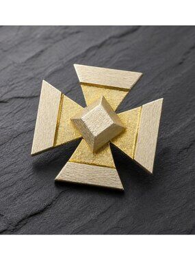 Vintage Accessocraft NYC Maltese Cross Brooch Pendant Gold Tone Modernist MOD